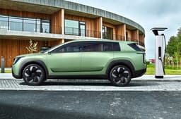 Skoda Vision 7S concept charging